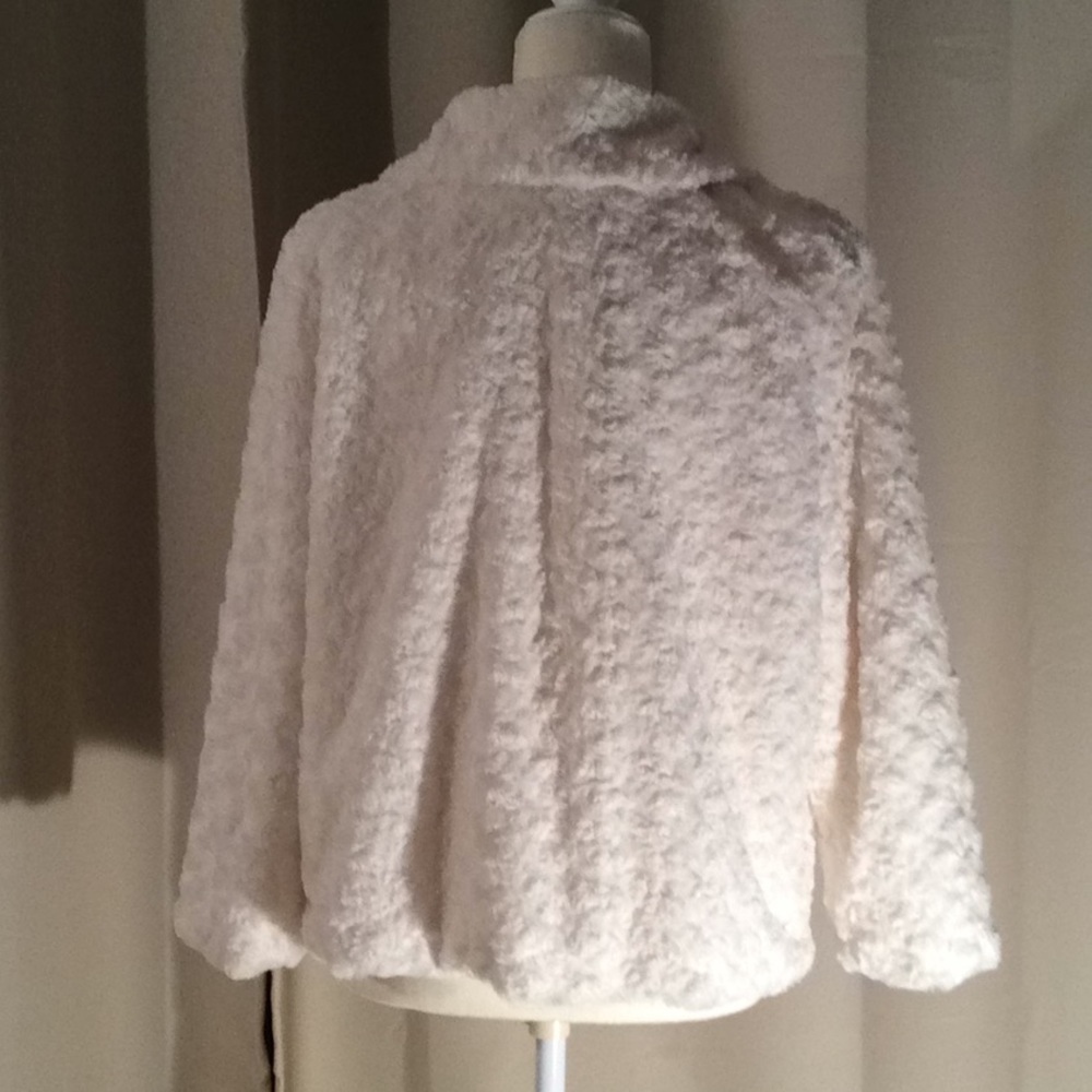 White Soft Lightweight Fluffy Jacket. - image 2